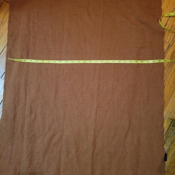 Cashmere Large Shawl/Scarf In Golden Brown Color Quiet Luxury Old Money EUC - Picture 2 of 7